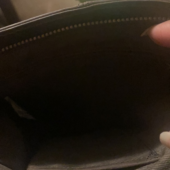 Stalon Leather Crossbody Bag - Picture 7 of 7